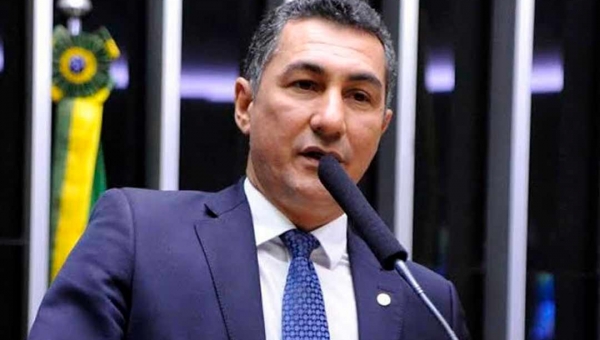 Jesus Sérgio pede mais vacinas e campanha publicitária nacional sobre prevenção da Covid-19