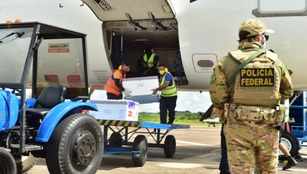 Acre recebe mais 15.400 doses de vacinas contra a Covid-19 nesta sexta-feira