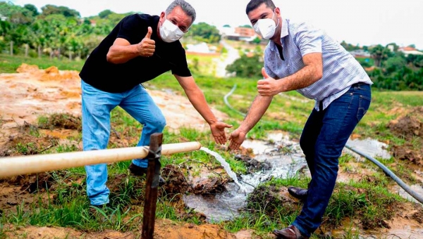 Nicolau Júnior visita obra que vai levar água para mais de 10 mil pessoas em Cruzeiro do Sul