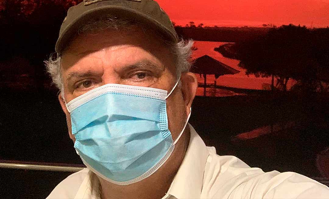 De olho no Palácio, Petecão decidiu que não vai se afastar do Senado agora como havia prometido