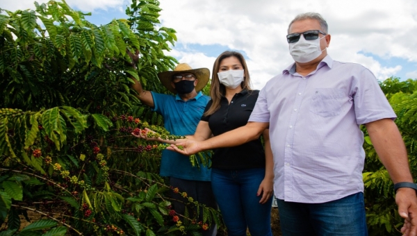 Emendas parlamentares de Jéssica Sales gera investimentos de R$ 5 milhões em Mâncio Lima
