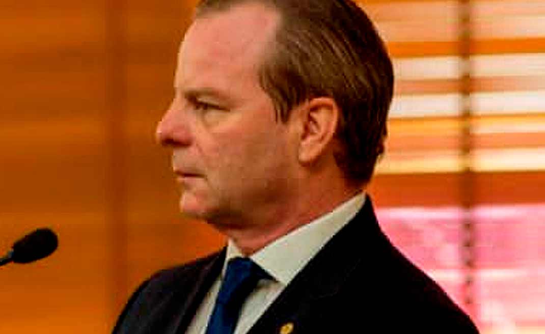 "População quer empregos e vacinas e não CPI", diz Pedro Longo ao afirmar que CPI na Educação é inoportuna e desnecessária