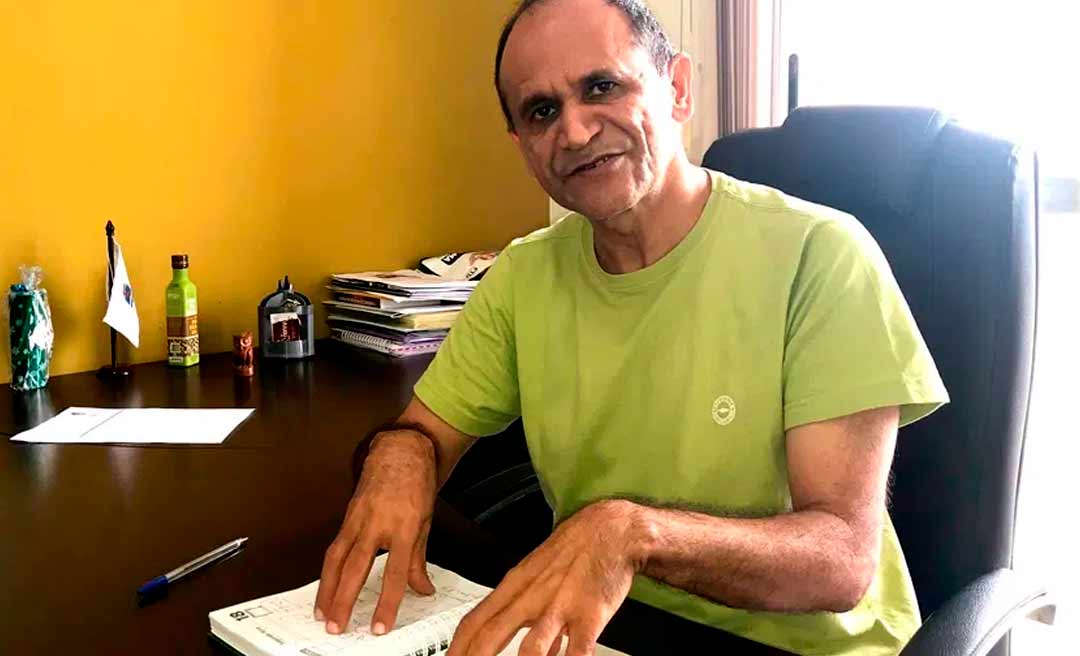 Secretário sai em defesa do governo, ironiza pedido de CPI e diz que deputados fazem “palanque político em cima de caixões”