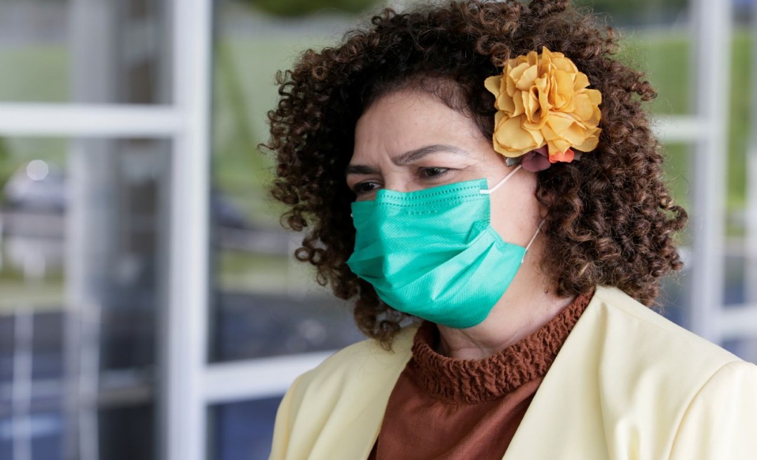 “É visível que a ponte não oferece segurança nenhuma”, alerta Perpétua sobre ponte do Tarauacá