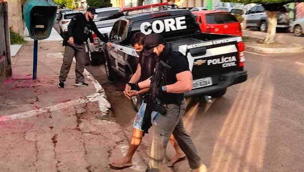 Operação Limítrofes prende quatro membros de facção em flagrante por por tráfico de drogas e posse ilegal de armas de fogo