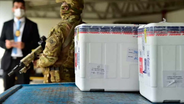 Acre recebe novo lote de vacinas anticovid e número de doses já enviadas pelo MS chega perto de 250 mil