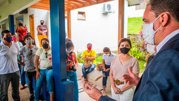 Governo acata sugestão de Daniel Zen e envia para Aleac projeto de lei que garante pagamento de bolsa de incentivo a profissionais da Educação