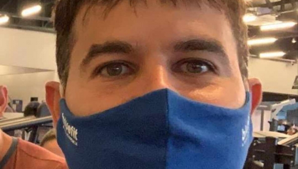 Carreta de empresário acreano passa pela primeira vez sobre a ponte do Rio Madeira