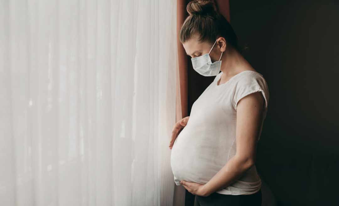 Bolsonaro ainda não sancionou projeto de Perpétua que afasta grávidas do trabalho presencial na pandemia