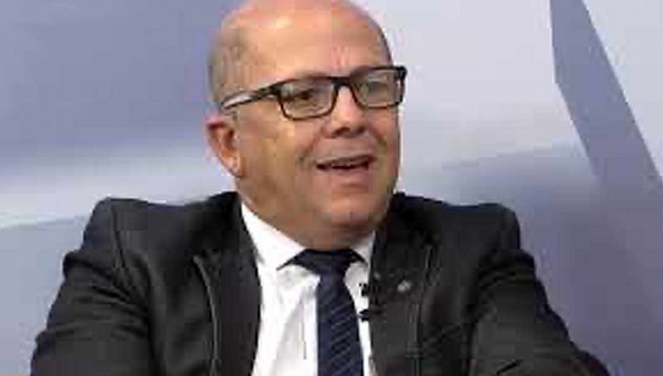 Jonas não confirma retirada de assinatura, mas diz que vai conversar com Daniel Zen sobre saída da CPI