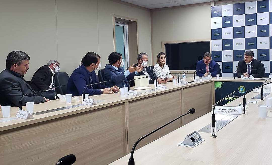 Políticos do Acre se reúne com ministro para tratar da recuperação da BR-364 entre Rio Branco a Cruzeiro do Sul