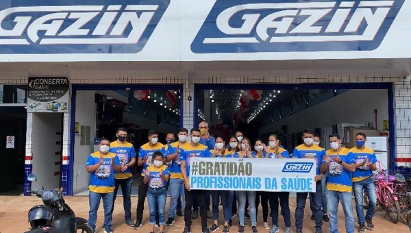 Gazin homenageia profissionais da Saúde no Dia da Enfermagem, em Tarauacá