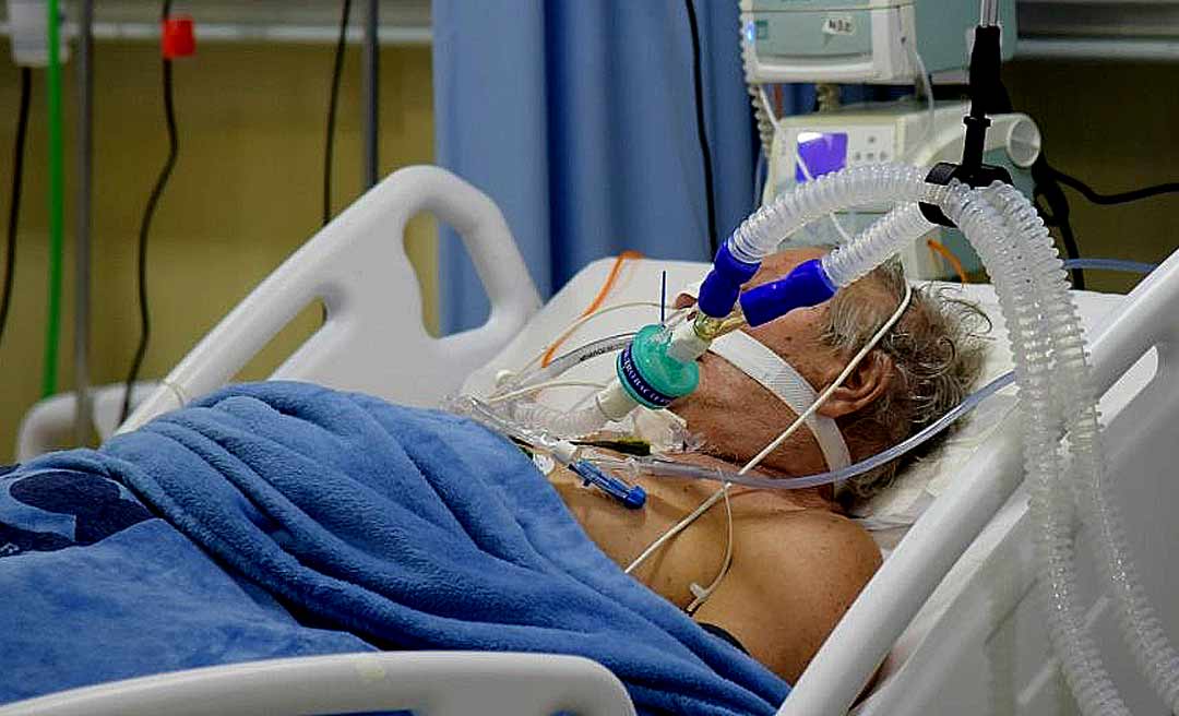 Hospital do Juruá tem 11 pacientes intubados com Covid-19