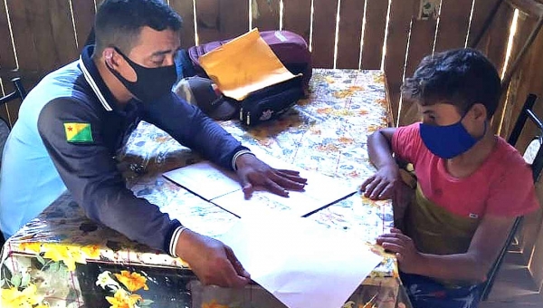 Programa "Busca Ativa Escolar" resgata alunos de escolas municipais em Cruzeiro do Sul