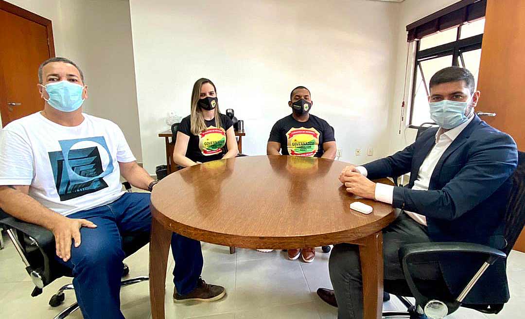 Presidente da Aleac recebe aprovados no cadastro de reserva da Polícia Civil