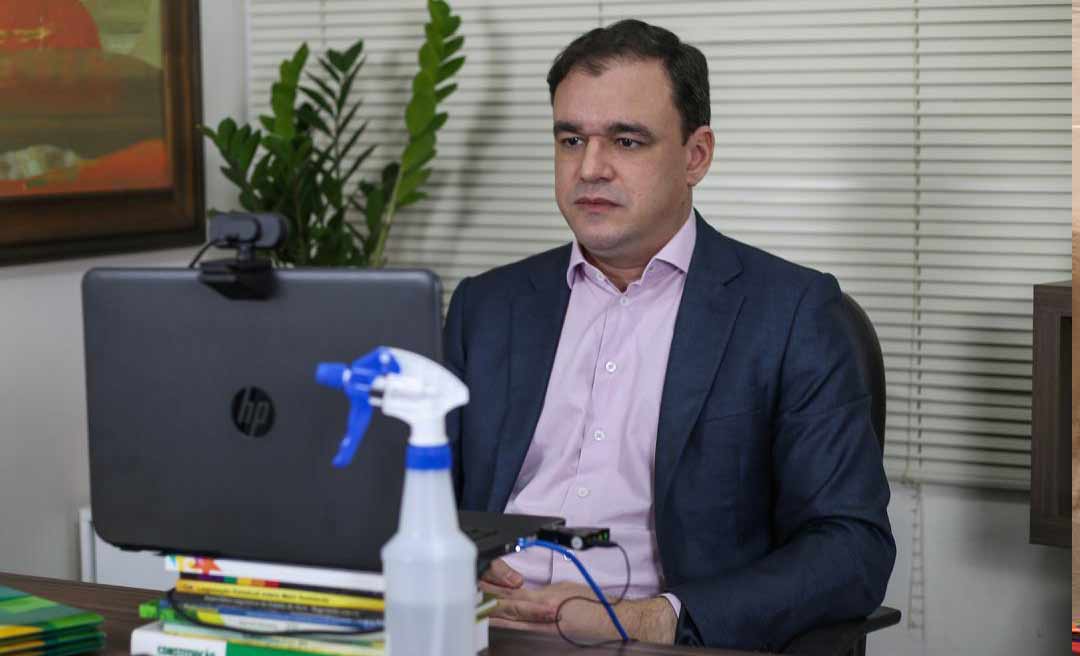 Aleac aprova proposta de Daniel Zen que torna permanente bolsa de incentivo a profissionais da Educação