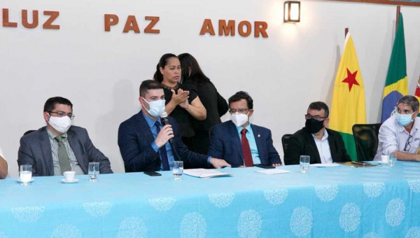 Aleac promove sessão solene em homenagem aos 40 anos do Núcleo João Lango Moura