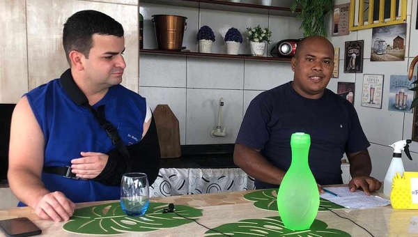 No Programa Papo Reto, Rodrigo Damasceno diz que optou ficar no Acre após formação em Belém