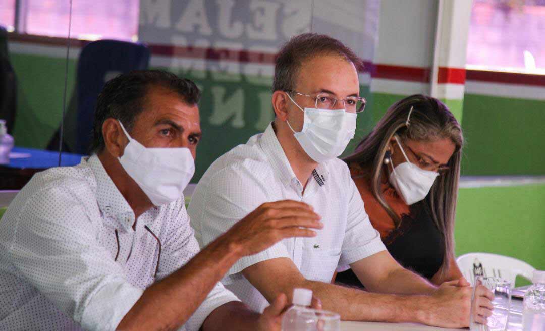 Em Porto Acre, Leo de Brito anuncia R$ 1,5 milhão para pavimentação de ruas e saúde