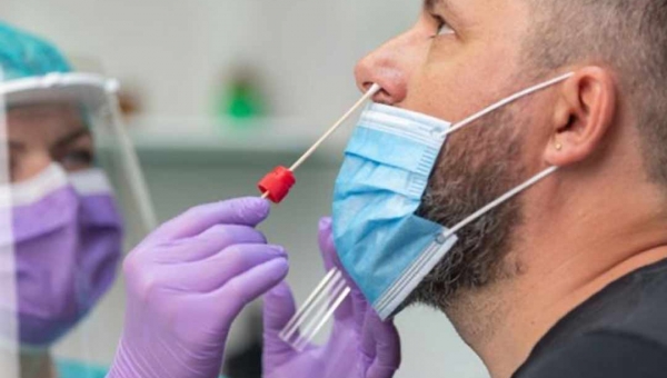 Acre não registra nenhuma morte por covid nesta sexta, mas número de casos dispara