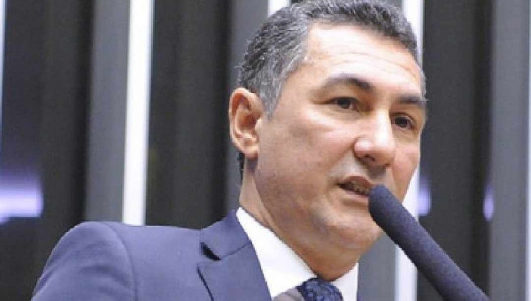 Jesus Sérgio defende o Basa e o FNO com emenda ao texto de Medida Provisória