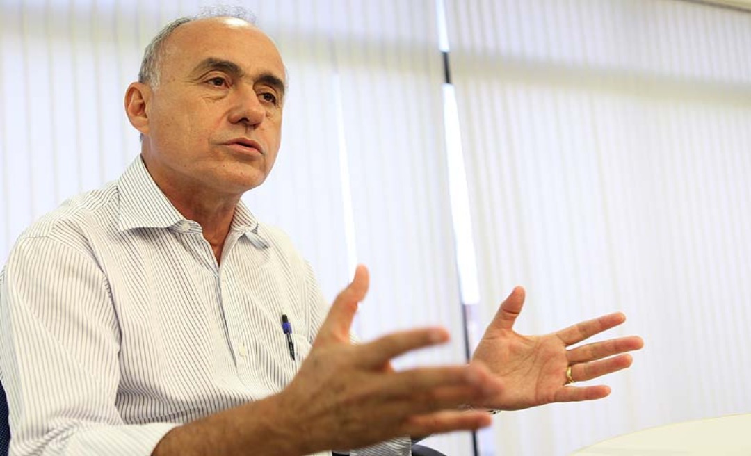 Contrariando vontade de servidores, Bocalom decreta retorno de todos os serviços presenciais