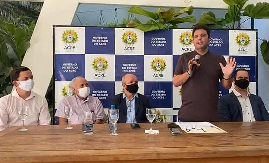 Gladson responde a críticas, diz que está pagando contas deixadas pelos governos do PT e "fazendo em dois anos o que não fizeram em 20"