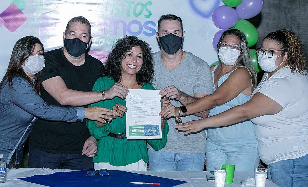 Podemos de Ney Amorim comemora filiação de Eliane Sinhasique e outros 50 militantes