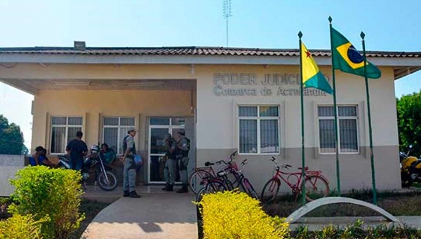 Justiça defere liminar para Acrelândia providenciar matrícula em escola para criança
