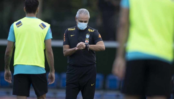 Chance de pedido de demissão de Tite aumenta; CBF mira Renato Gaúcho como alternativa