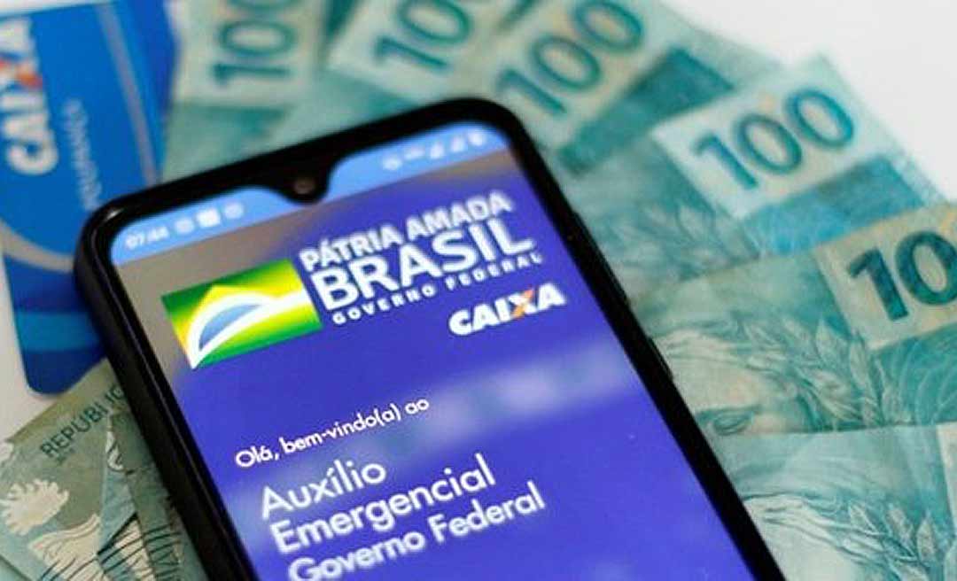 Mais de 340 servidores públicos receberam o Auxílio Emergencial indevidamente em 2021, no Acre