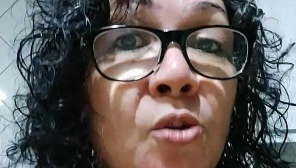 Secretária de Turismo Eliane Sinhasique se manifesta a favor de donos de bares e restaurantes de Rio Branco