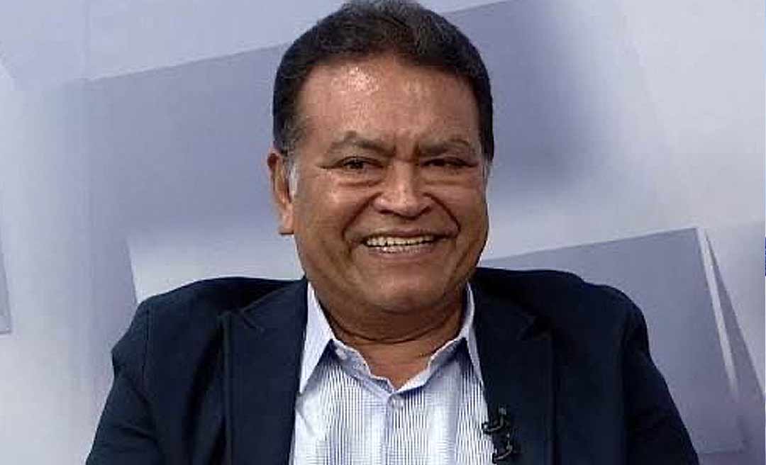 Ex-prefeito Tião Flores é nomeado chefe de departamento na Educação