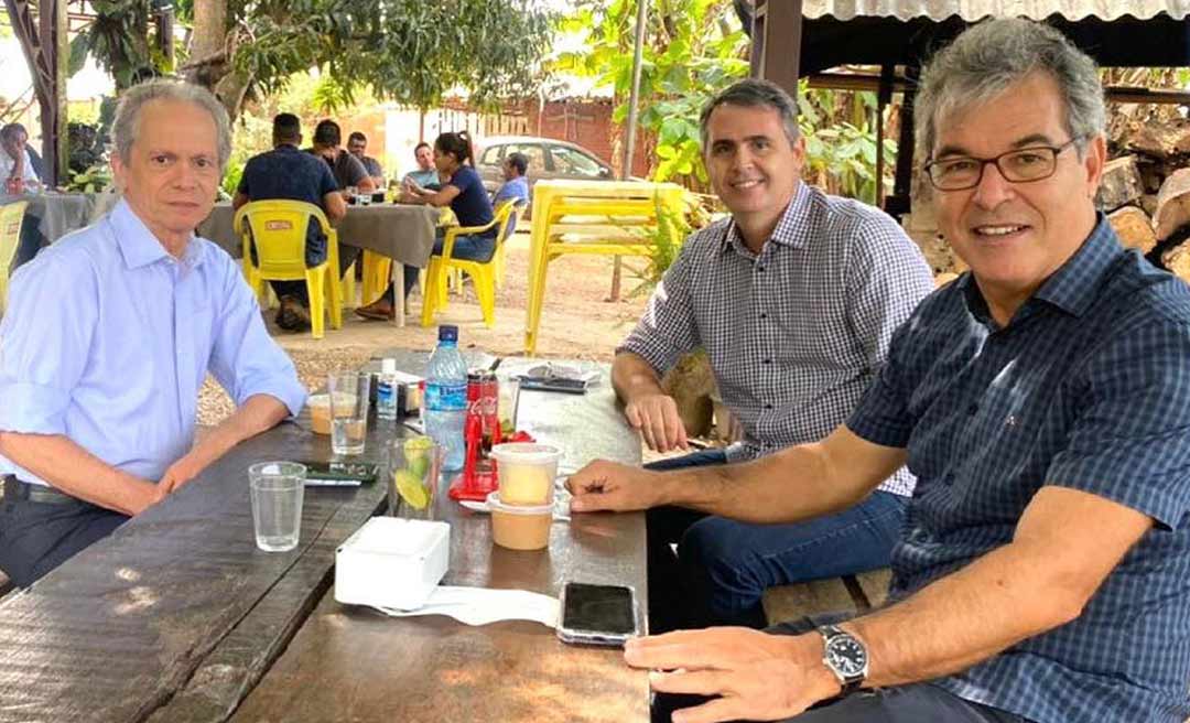 Jorge, Angelim e Marcus almoçam no Belo Jardim e prometem não ficar indiferentes em 2022; vão pra disputa