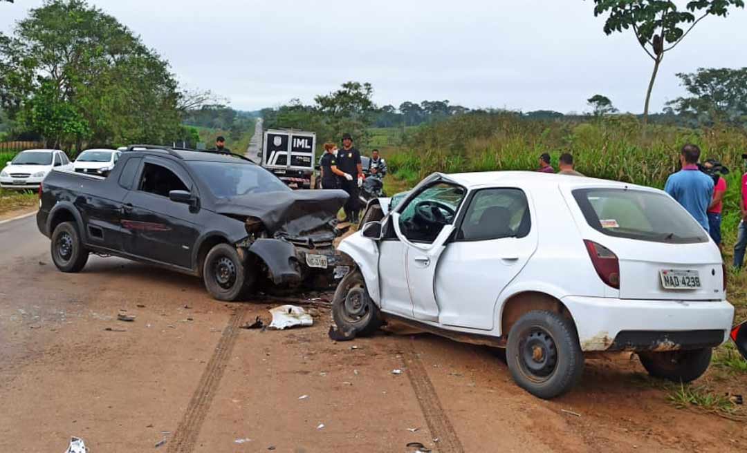 No Bujari, trabalhador rural perde o controle da direção, bate frontalmente contra veículo e morre