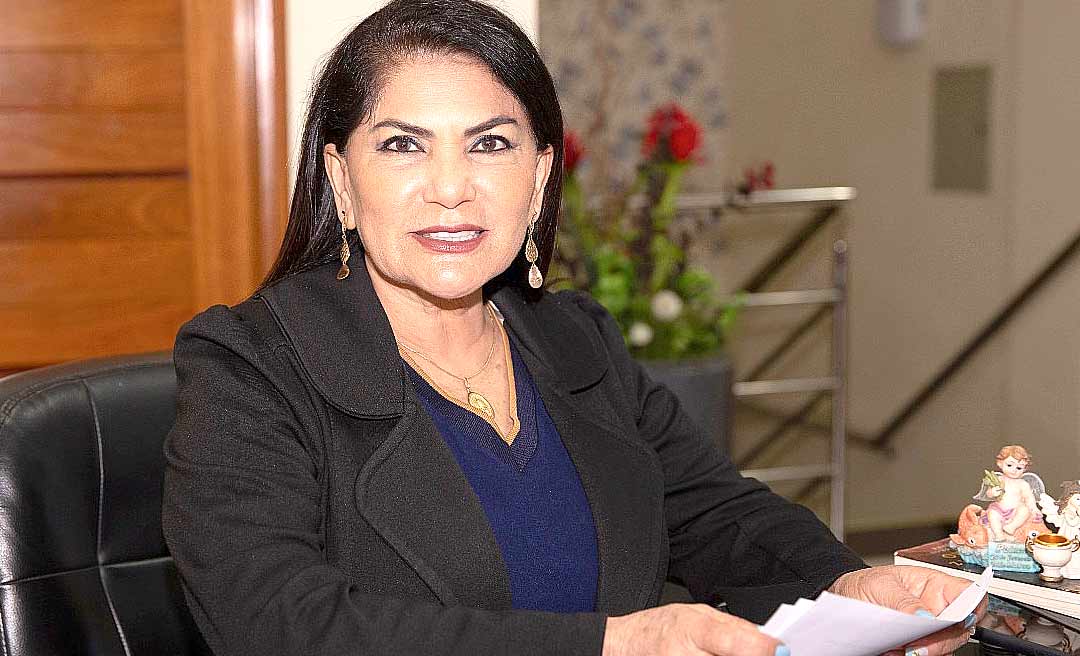 Antonia Sales defende o envio quinzenal de especialistas à Cruzeiro do Sul para atender crianças com autismo