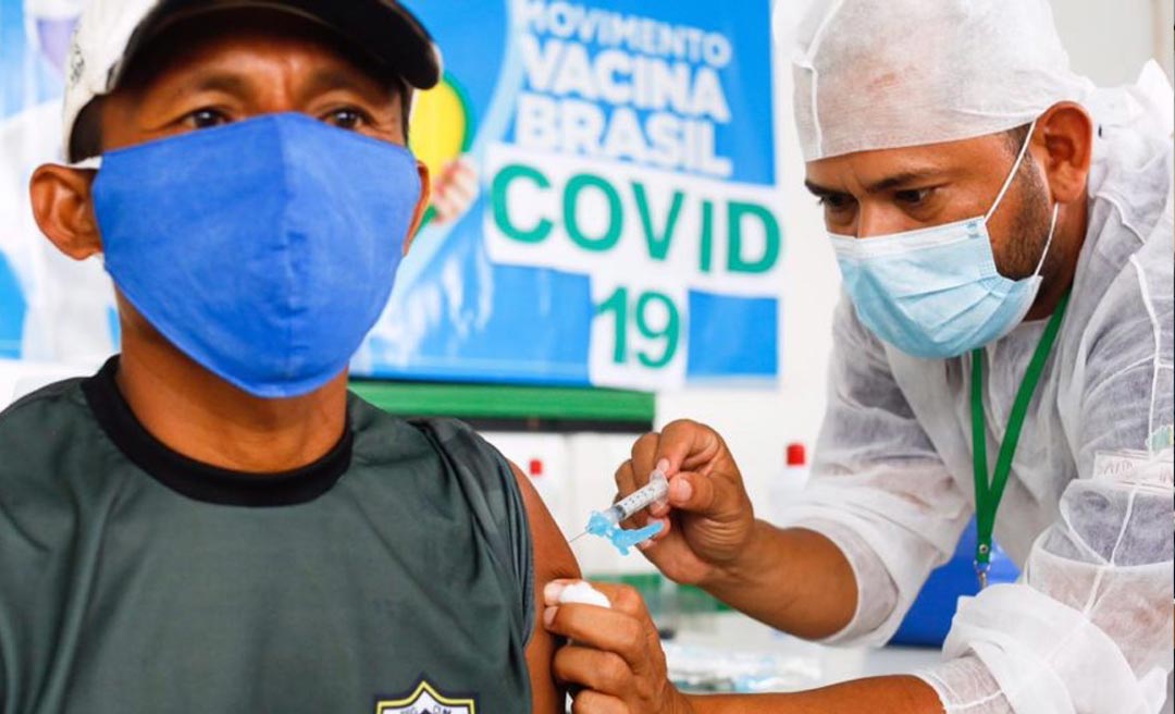 Mais de 72 mil acreanos devem procurar postos de vacinação para segunda dose de vacina contra a Covid-19