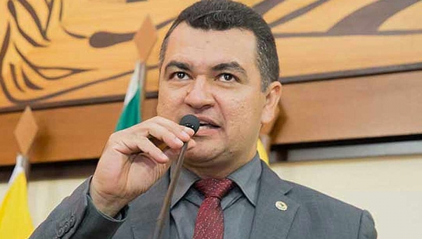 Integração de forças de segurança com a sociedade é fundamental contra violência, diz Cadmiel