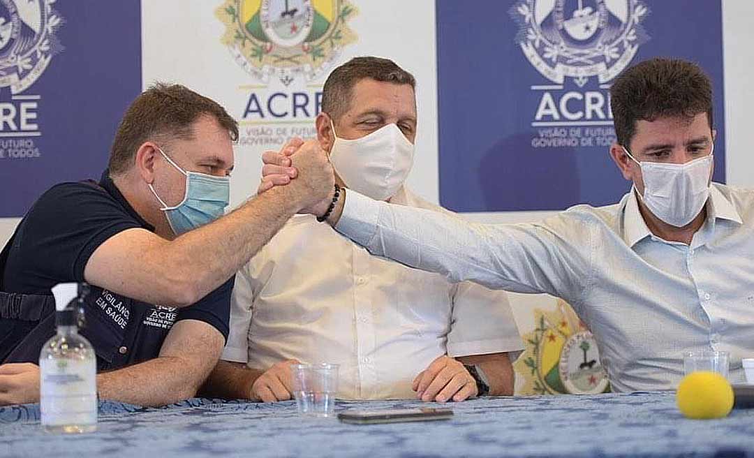 Rocha representa contra Gladson no TCE e MPAC por criar secretaria para acomodar Alysson