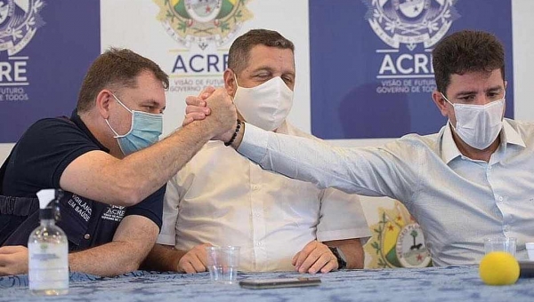 Rocha representa contra Gladson no TCE e MPAC por criar secretaria para acomodar Alysson