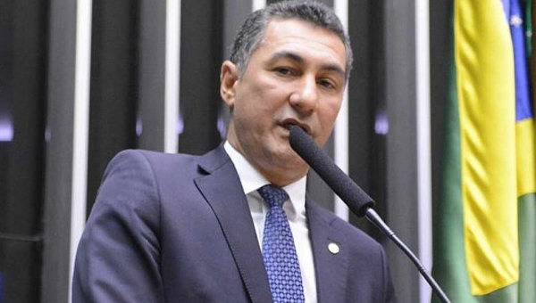 Jesus Sérgio apresenta emenda à MP para concessão de crédito com juros baixos a comerciantes e produtores rurais