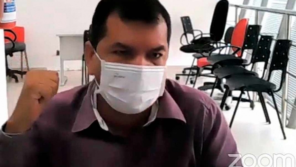 Investigado, Frank Lima pressiona servidoras com mudança de lotação