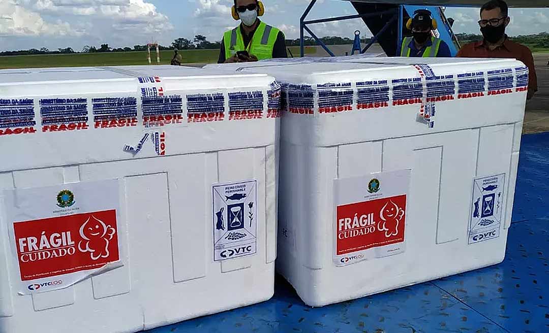 Mais de 130 mil doses de vacina anticovid chegam ao Acre nesta quarta-feira
