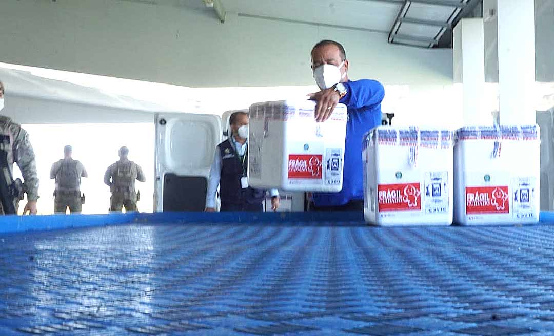 Avanço na vacinação contra Covid-19 deve alcançar 80% da população do estado com a primeira dose