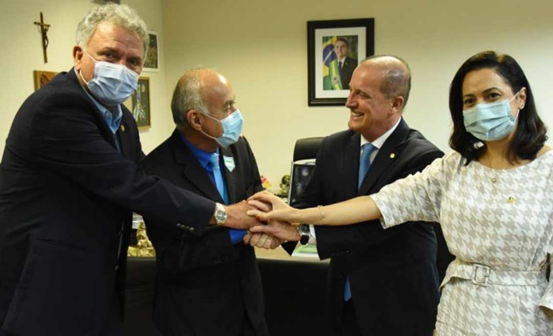 Bocalom confirma que Petecão será seu candidato a governador em 2022: "Como é que eu não vou ser grato? Eu vou ser grato ao Petecão"