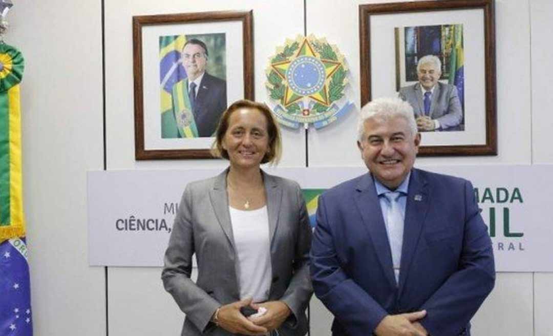 Ministério da Ciência e Tecnologia apaga fotos de Marcos Pontes com deputada alemã de extrema direita