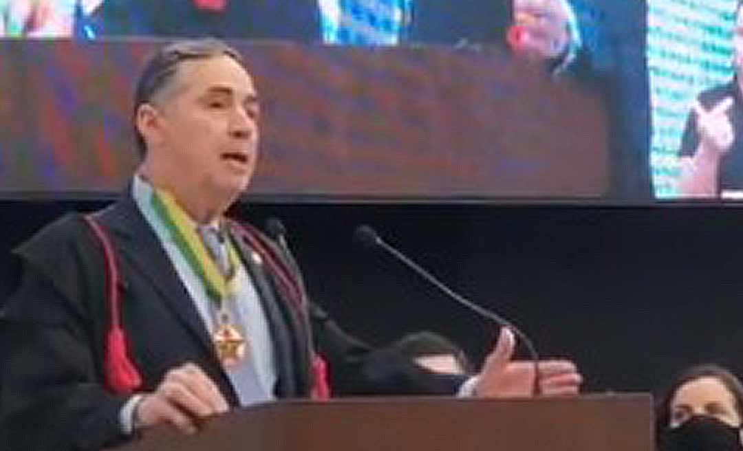 No Acre, presidente do TSE reafirma confiança na urna eletrônica e diz que luta para manter a democracia