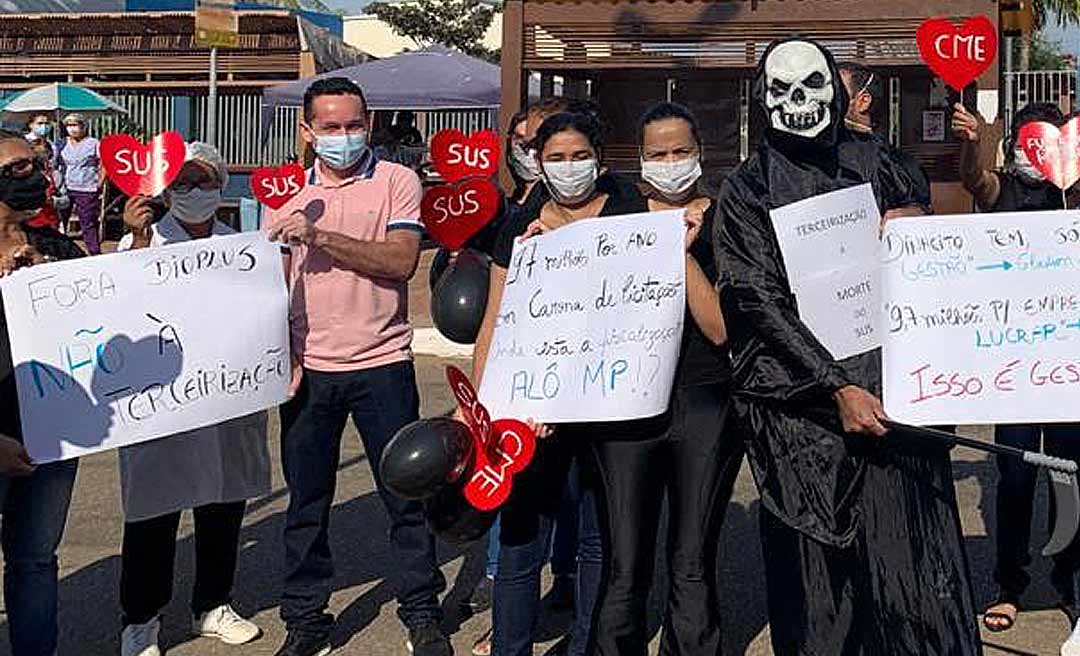 Após protesto de servidores contra terceirização, Fundhacre diz que contratação de empresa é legal e vai agilizar serviços