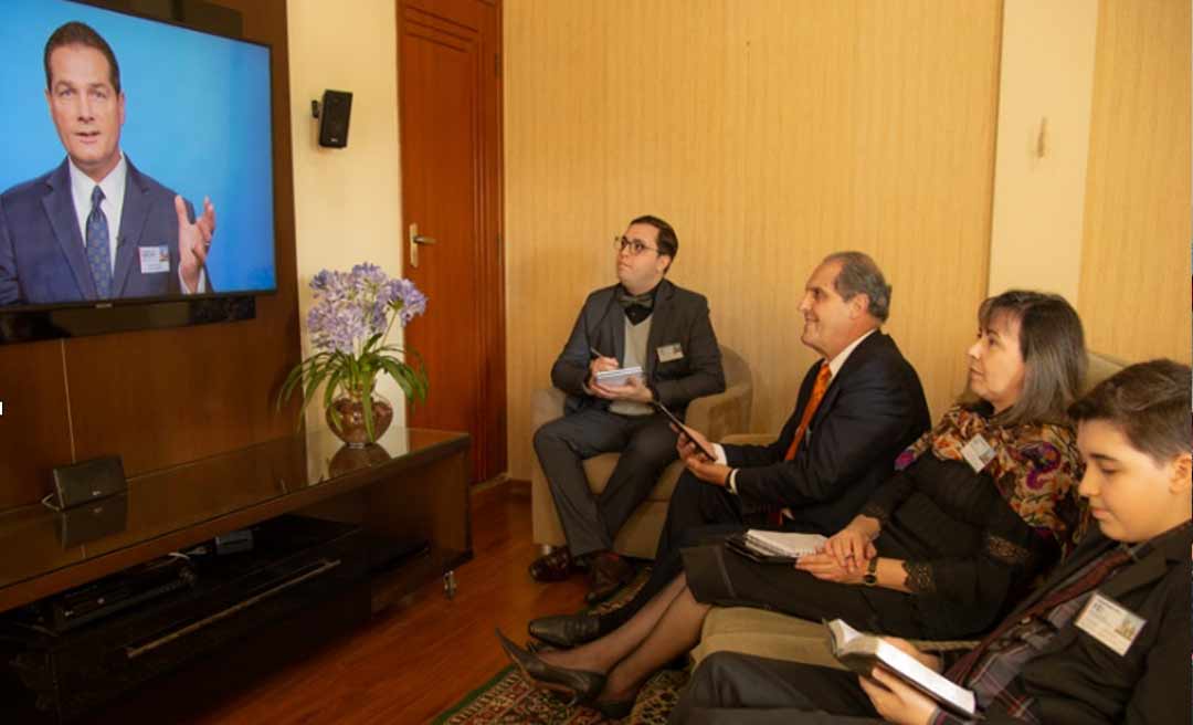 Evento mundial mostra como a fé ajuda a enfrentar os desafios da vida