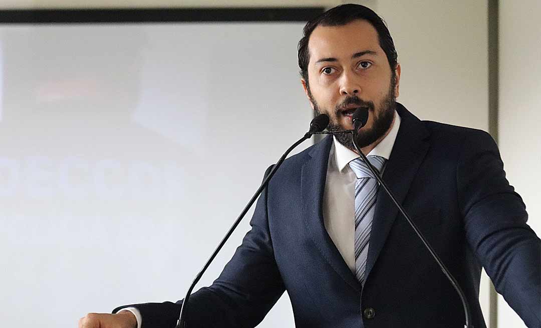 Jarude elogia operação que investiga fraude em contrato de iluminação e questiona silêncio de Socorro Neri